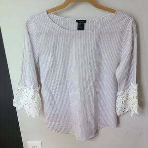 Ann Taylor Factory White Striped Top with Lace Sleeves Size Small